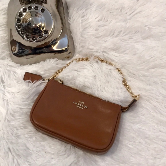 Coach Handbags - Coach Leather Wristlet